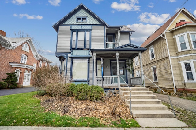 view of front of property with covered porch