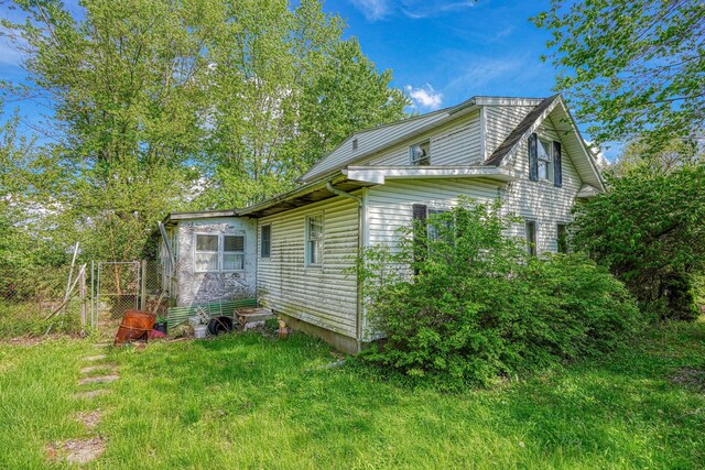 6598 Duvall Rd, Ashville, OH 43103 - photo 6