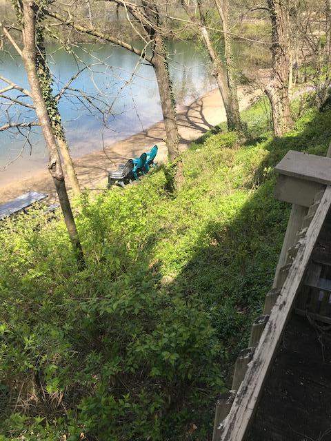 view of yard featuring a water view