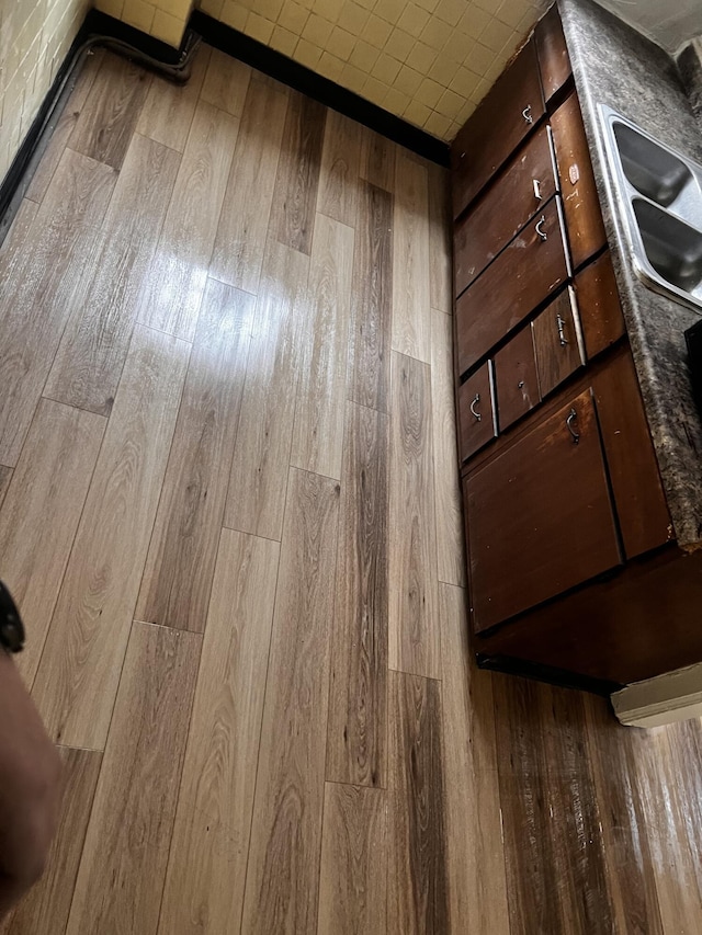 1001 Lilley Ave, Columbus, OH 43206 - room details featuring wood-type flooring and sink