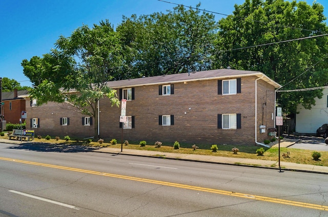 Listing photo 2 for 199 W 5th Ave Unit C, Columbus OH 43201