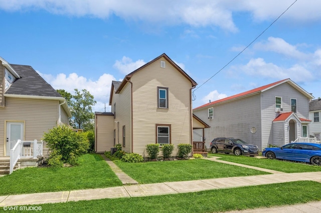 view of front of house with a front yard