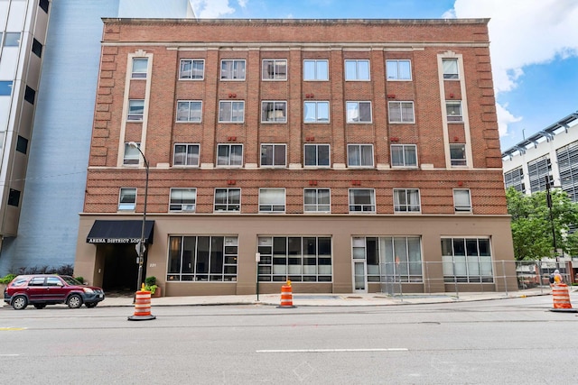221 N Front St Unit 101, Columbus, OH 43215 - view of apartment building / complex