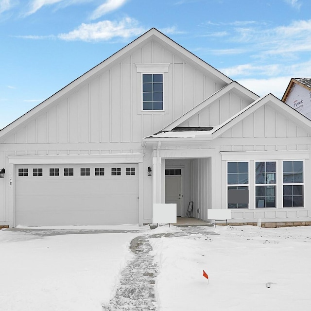 view of front of house with a garage