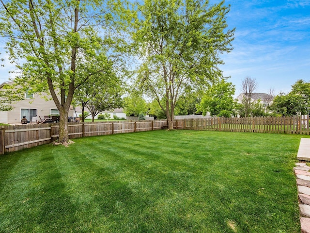 2124 Ripple Rd, Hilliard, OH 43026 - view of yard