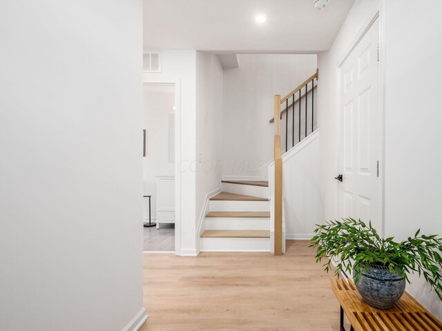 581 E Walnut St, Columbus, OH 43215 - photo 2
