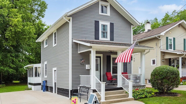 front facade featuring a porch