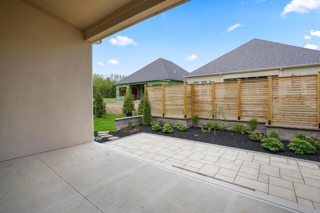 6178 Garden Loop, Westerville, OH 43082 - view of patio featuring fence
