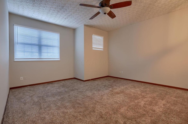 7265 Bromfield Dr, Canal Winchester, OH 43110 - unfurnished room with carpet and a ceiling fan