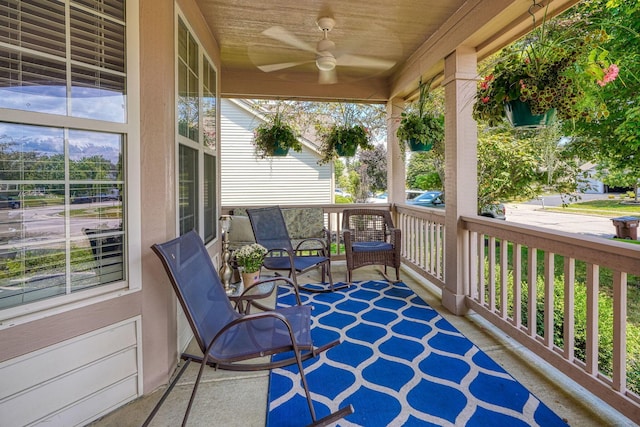 7265 Bromfield Dr, Canal Winchester, OH 43110 - porch featuring a ceiling fan
