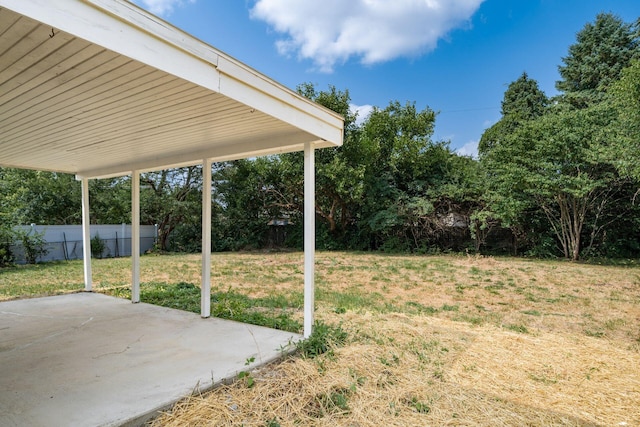 view of yard featuring a patio