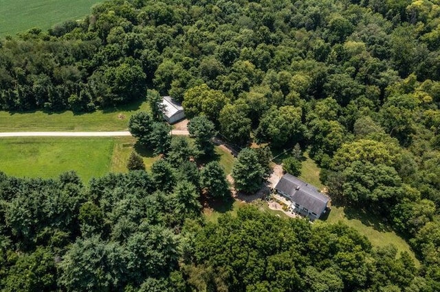 birds eye view of property featuring a rural view