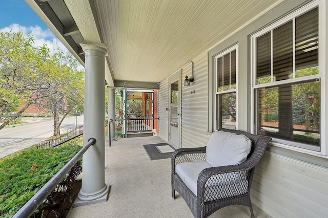 view of patio / terrace with covered porch