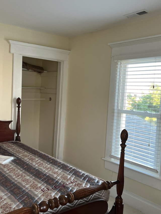 bedroom with a closet