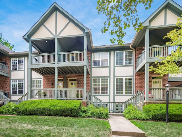 view of front of house