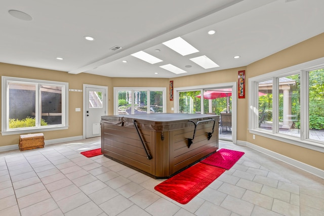 reception area featuring a jacuzzi