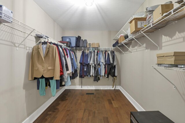 667 Green Forest Pl, Lithopolis, OH 43136 - spacious closet featuring wood finished floors
