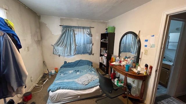 bedroom featuring carpet floors