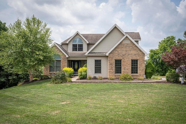 craftsman house with a front yard