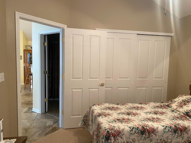 bedroom with a closet