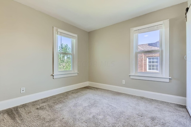 75 N Huron Ave, Columbus, OH 43204 - empty room with carpet