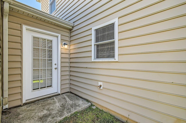 view of property entrance