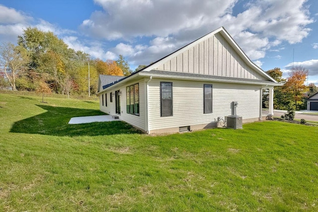 view of property exterior featuring a yard