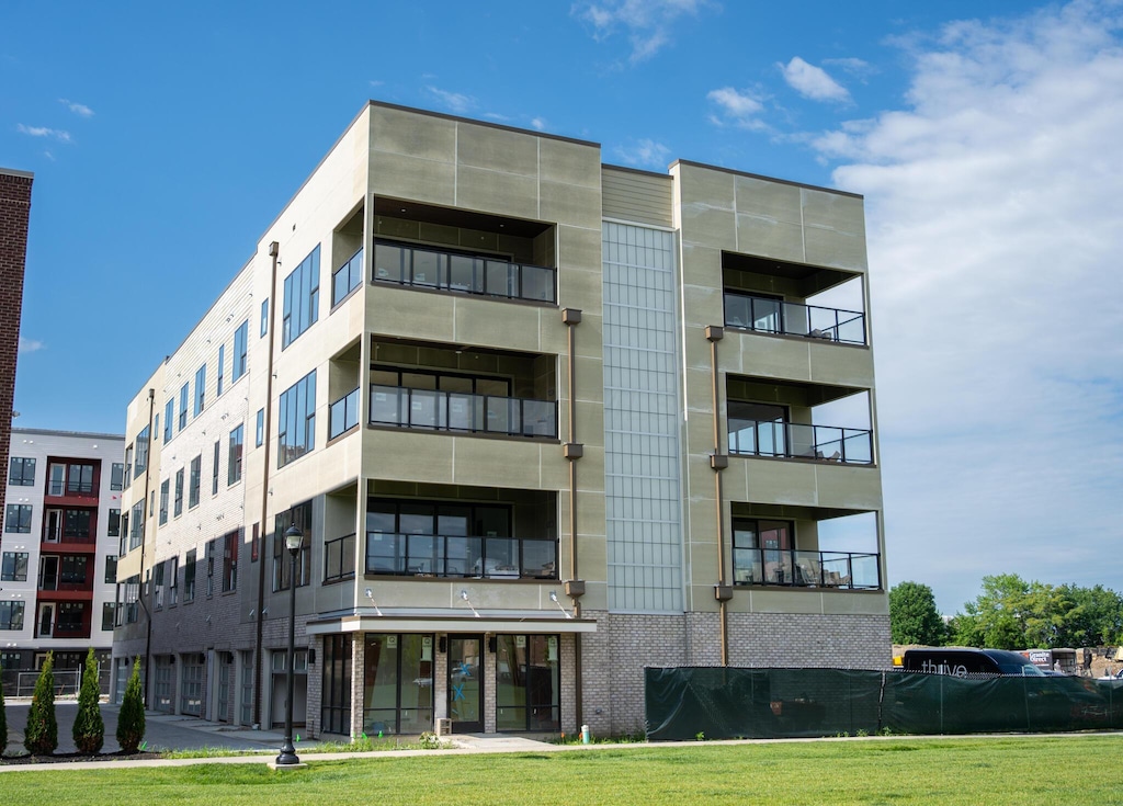 view of building exterior