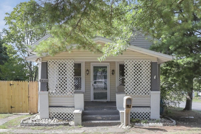 view of front of property