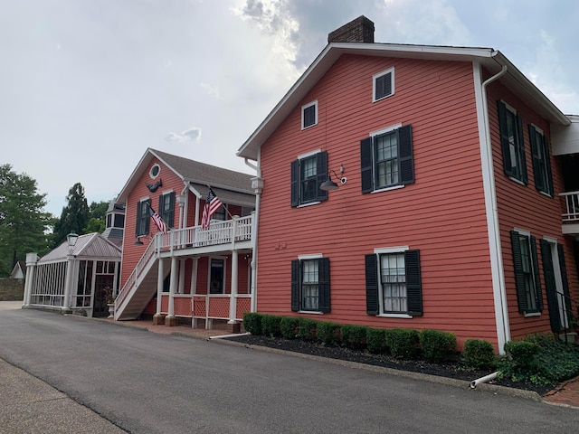 view of building exterior