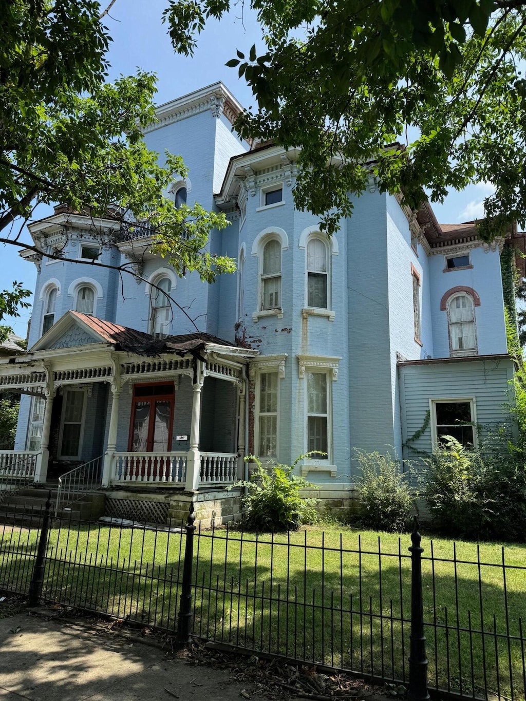 italianate house with covered porch