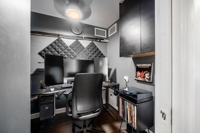 office space with visible vents and hardwood / wood-style floors