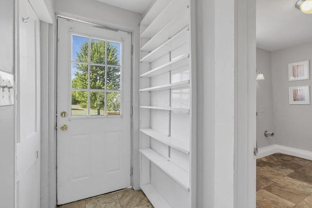 10028 Watkins Rd SW, Pataskala, OH 43062 - photo 22