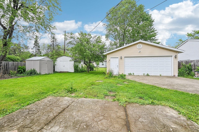 5010 Chipman Dr, Columbus, OH 43232 - detached garage with a shed