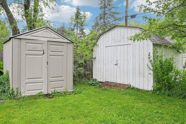 5010 Chipman Dr, Columbus, OH 43232 - view of shed
