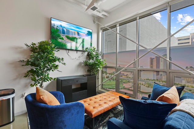 60 E Spring St Unit 105, Columbus, OH 43215 - view of sunroom