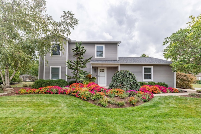 front of property featuring a front yard