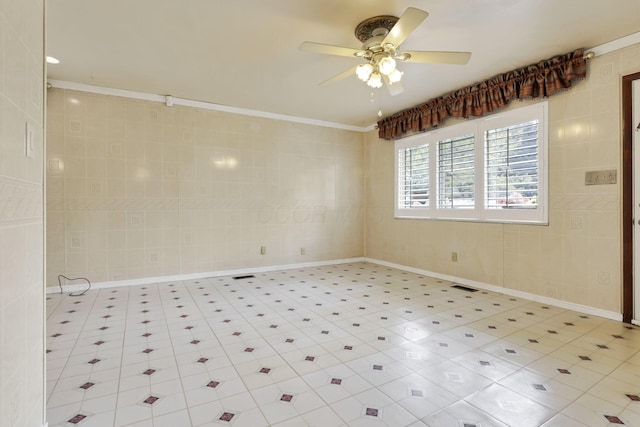 empty room featuring ceiling fan