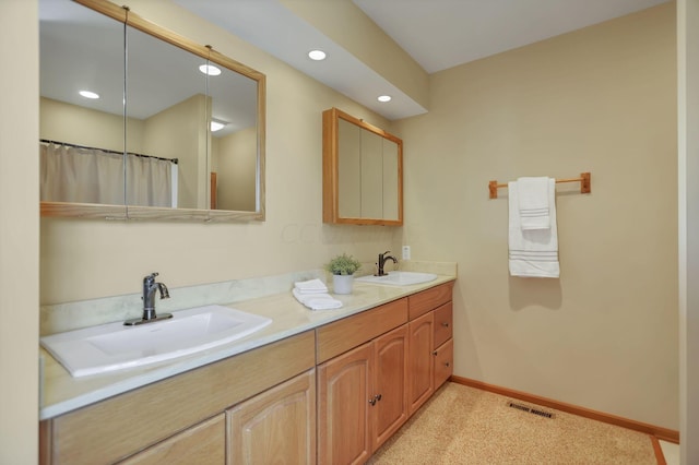 bathroom with vanity