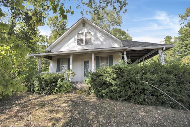 view of front facade with covered porch