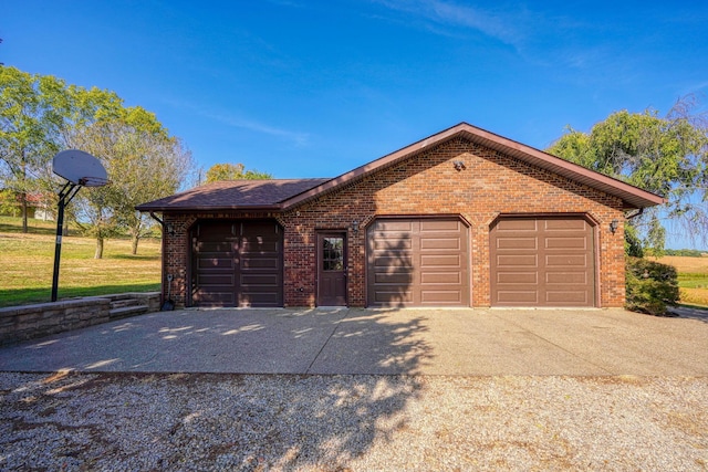 single story home featuring a garage