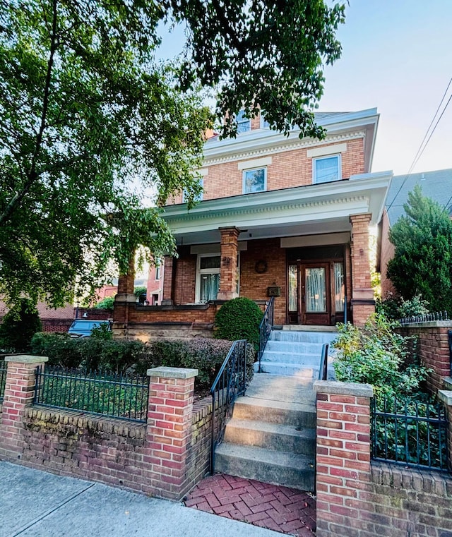 view of front of home with covered porch