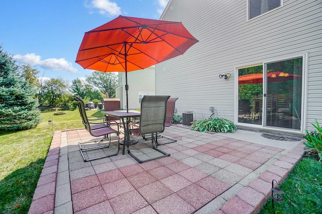 view of patio / terrace featuring outdoor dining area