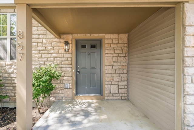 view of property entrance