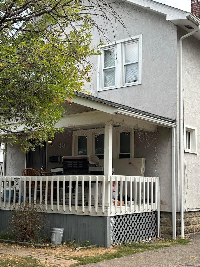 exterior space featuring a porch