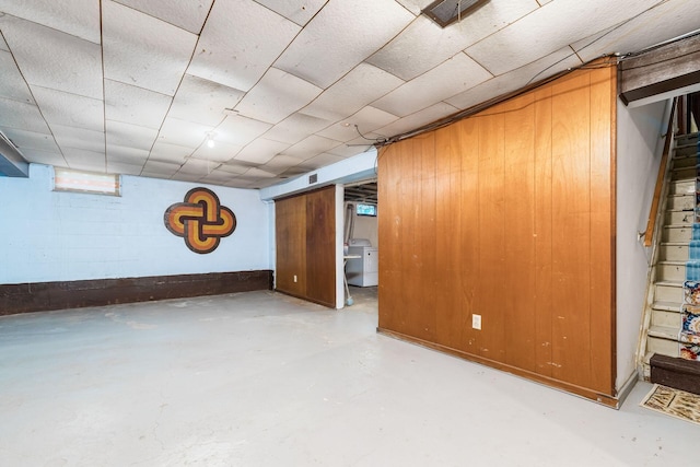 basement featuring washer / dryer