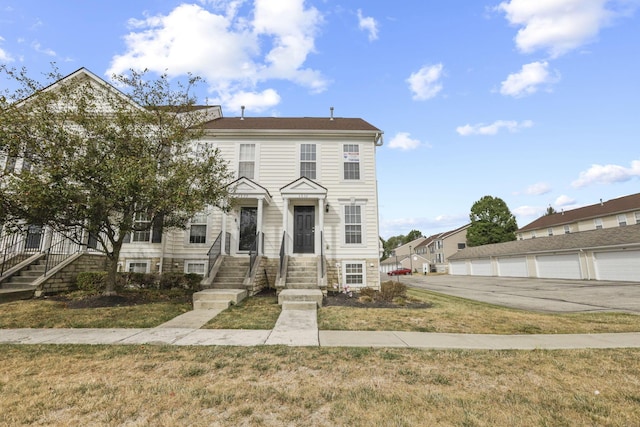 view of front of house with a front yard