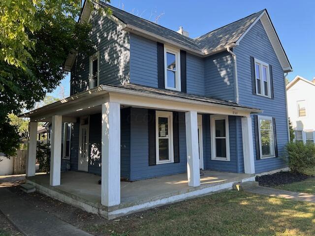 view of front of home featuring covered porch