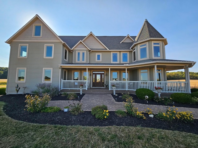 view of front of property featuring covered porch