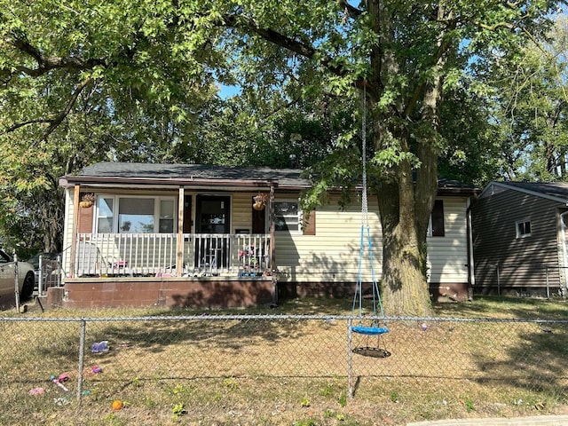 view of front facade with covered porch